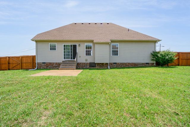 3998 Kristen St, Spring Hill, TN 37174