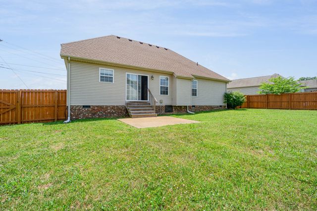 3998 Kristen St, Spring Hill, TN 37174