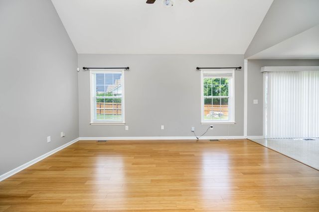 3998 Kristen St, Spring Hill, TN 37174