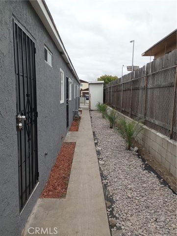 813 E Imperial, Los Angeles, CA 90059