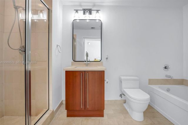 79 SW 12th St 2302-S, Miami, FL 33130
