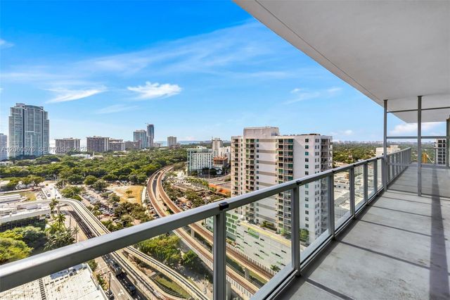 79 SW 12th St 2302-S, Miami, FL 33130
