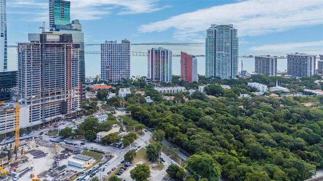 79 SW 12th St 2302-S, Miami, FL 33130