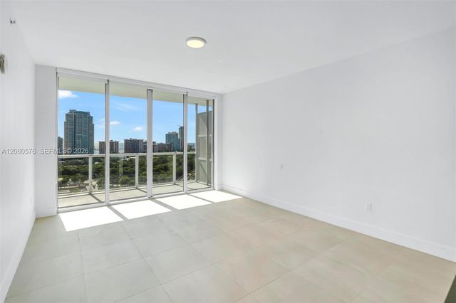 79 SW 12th St 2302-S, Miami, FL 33130