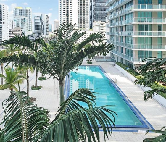 79 SW 12th St 2302-S, Miami, FL 33130
