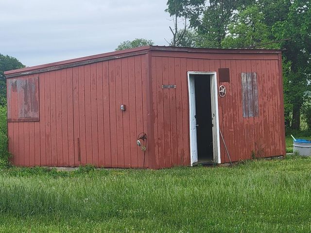 161 Gum Bottom Road, Waco, KY 40385