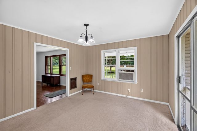 9296 Old Locust Creek Rd, Bon Aqua, TN 37025