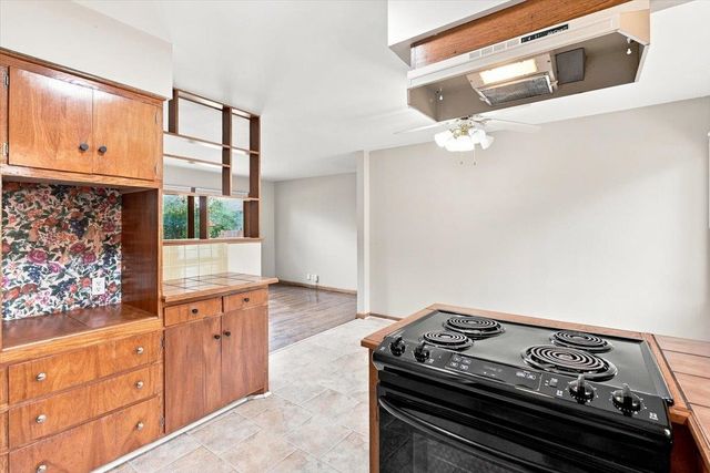 1415 N Prairie Ln., Derby, KS 67037