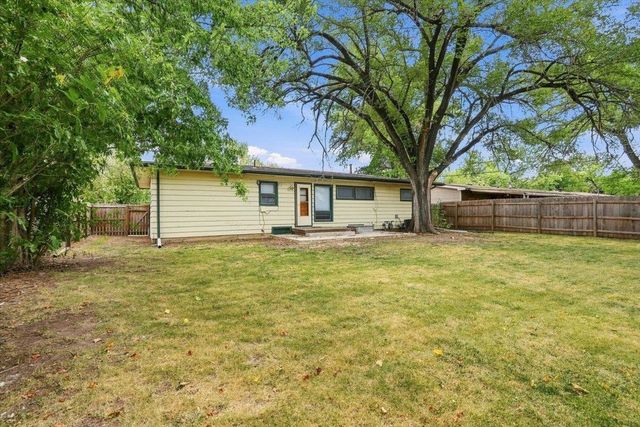 1415 N Prairie Ln., Derby, KS 67037