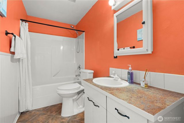 1717 E 42nd Street, Tacoma, WA 98404