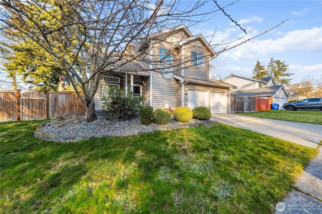 1340 NW Redwing Drive, Oak Harbor, WA 98277