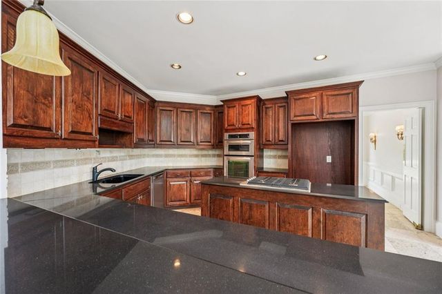 1170 Greatwood Manor, Alpharetta, GA 30005