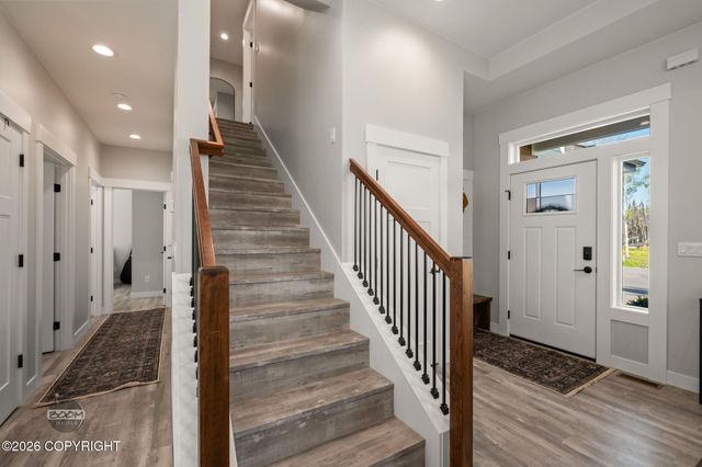 678 W Birdnest Drive, Wasilla, AK 99654