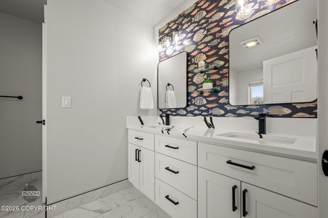 678 W Birdnest Drive, Wasilla, AK 99654