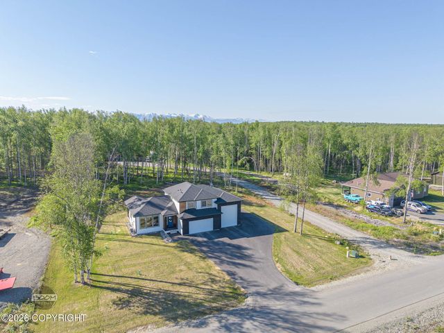 678 W Birdnest Drive, Wasilla, AK 99654
