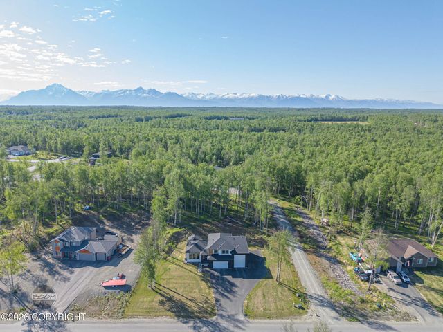 678 W Birdnest Drive, Wasilla, AK 99654