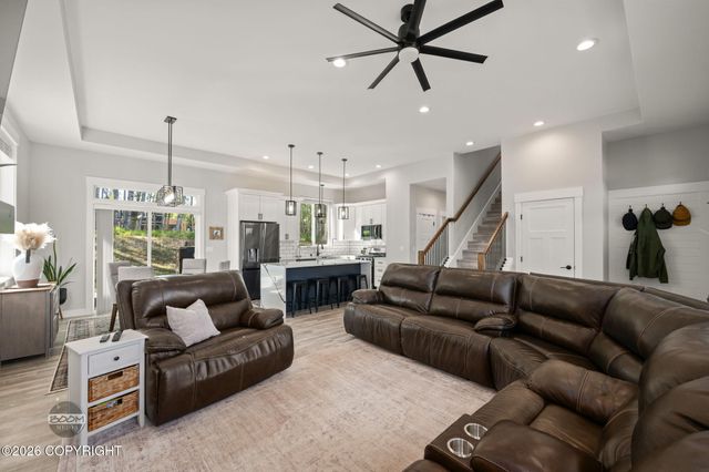 678 W Birdnest Drive, Wasilla, AK 99654