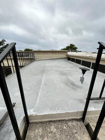 5916 Lago Vista WAY B-10 UP, Lago Vista, TX 78645