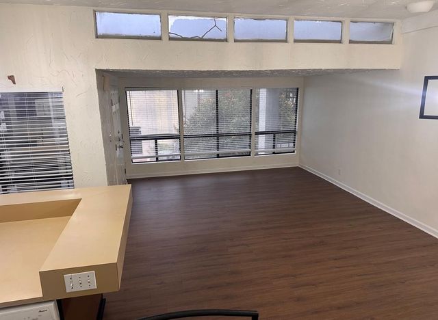 5916 Lago Vista WAY B-10 UP, Lago Vista, TX 78645