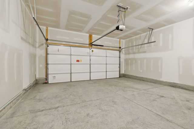 231 Limestone Way, Lebanon, TN 37087