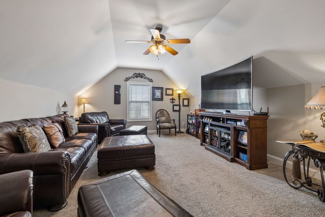 628 Josef Cir, Columbia, TN 38401