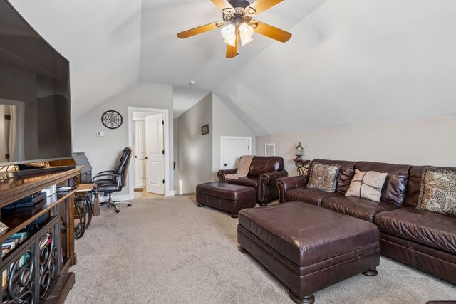 628 Josef Cir, Columbia, TN 38401