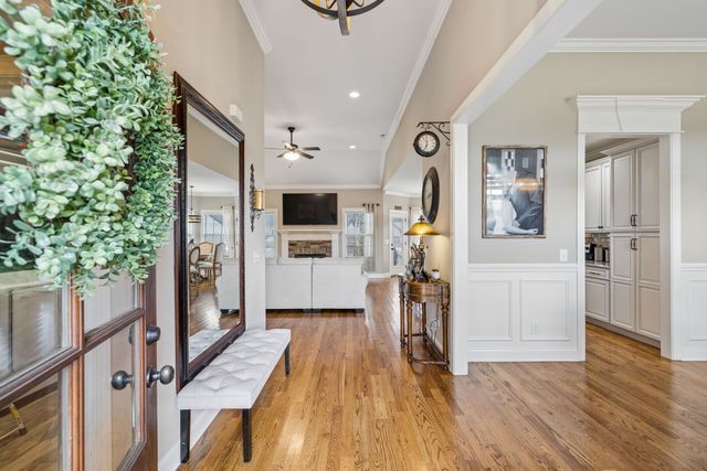 628 Josef Cir, Columbia, TN 38401