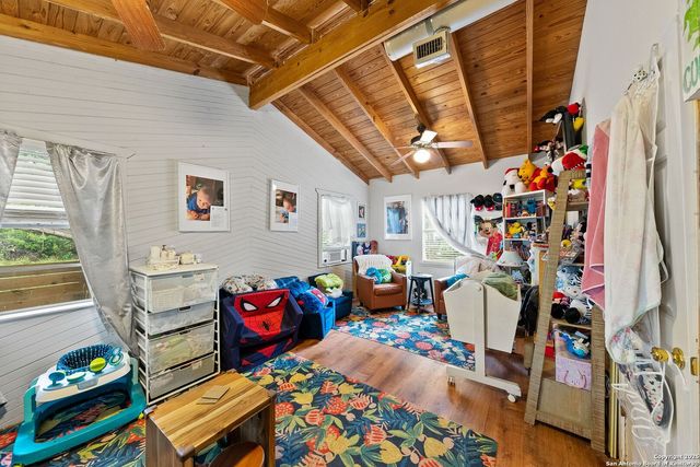 335 Flatrock, Canyon Lake, TX 78133