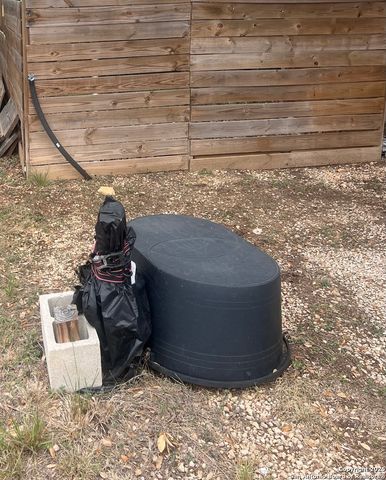 335 Flatrock, Canyon Lake, TX 78133