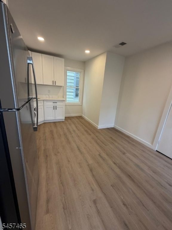 310 Walnut St, Elizabeth City, NJ 07201 — photo 2