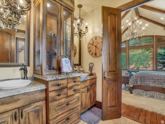 8283 S BAVARIAN CT, Cottonwood Heights, UT 84093