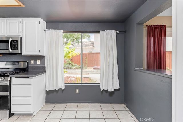29037 River Run Lane, Highland, CA 92346