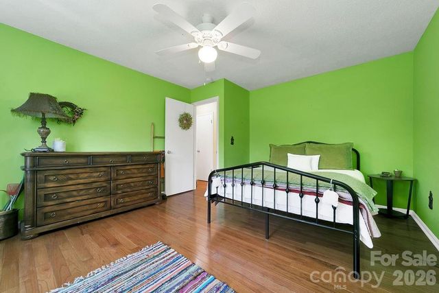 17 Resada Drive, Brevard, NC 28712