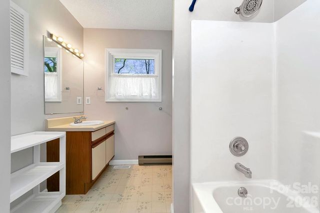 17 Resada Drive, Brevard, NC 28712