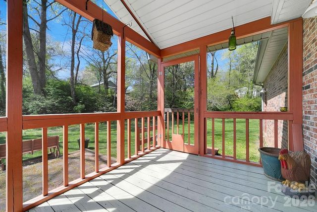 17 Resada Drive, Brevard, NC 28712