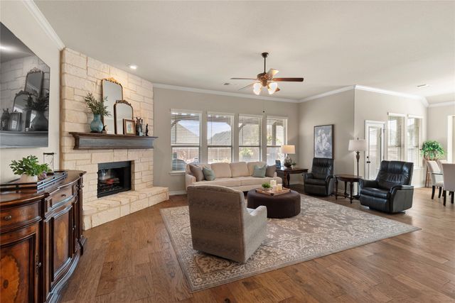 718 Indian Blanket Drive, Midlothian, TX 76065