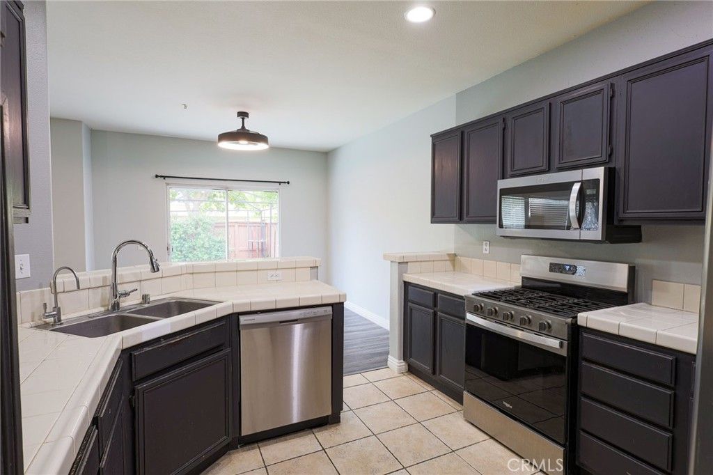 26107 Mayfield Union B, Murrieta, CA 92563 — photo 5