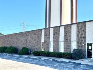2039 Foster Avenue, Wheeling, IL 60090