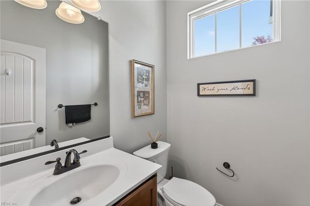 104 Batten CV, Carrollton, VA 23314