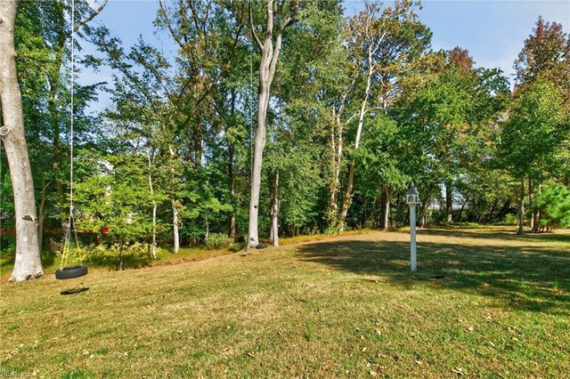 104 Batten CV, Carrollton, VA 23314