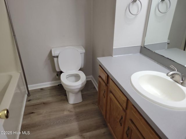 106 W Victoria Court D, Greenville, NC 27858