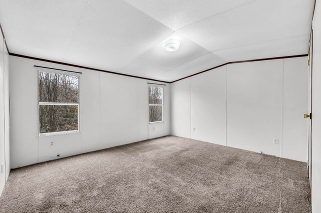 3845 Wickham Rd, Palmyra, TN 37142