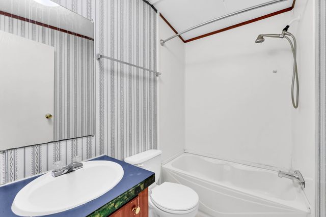 3845 Wickham Rd, Palmyra, TN 37142