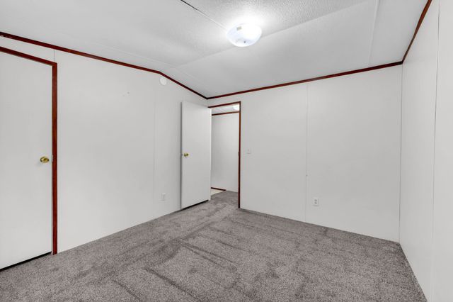 3845 Wickham Rd, Palmyra, TN 37142