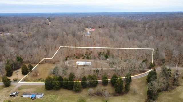 3845 Wickham Rd, Palmyra, TN 37142