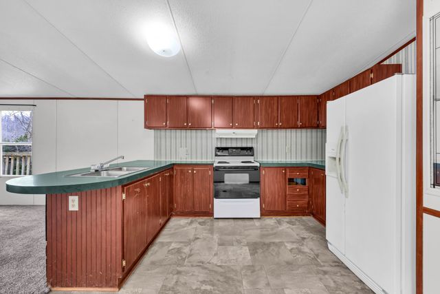 3845 Wickham Rd, Palmyra, TN 37142