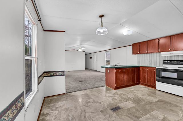 3845 Wickham Rd, Palmyra, TN 37142