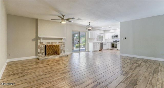 8637 E CAMELBACK Road, Scottsdale, AZ 85251