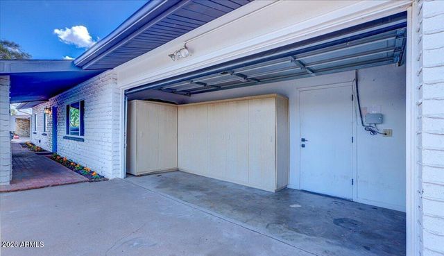 8637 E CAMELBACK Road, Scottsdale, AZ 85251