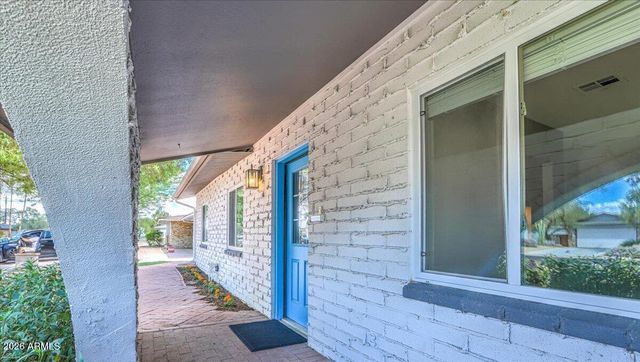 8637 E CAMELBACK Road, Scottsdale, AZ 85251